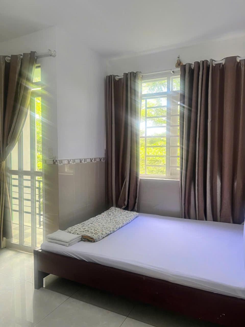 Khach San Doan Gia Aparthotel โฮจิมินห์ซิตี้ ภายนอก รูปภาพ