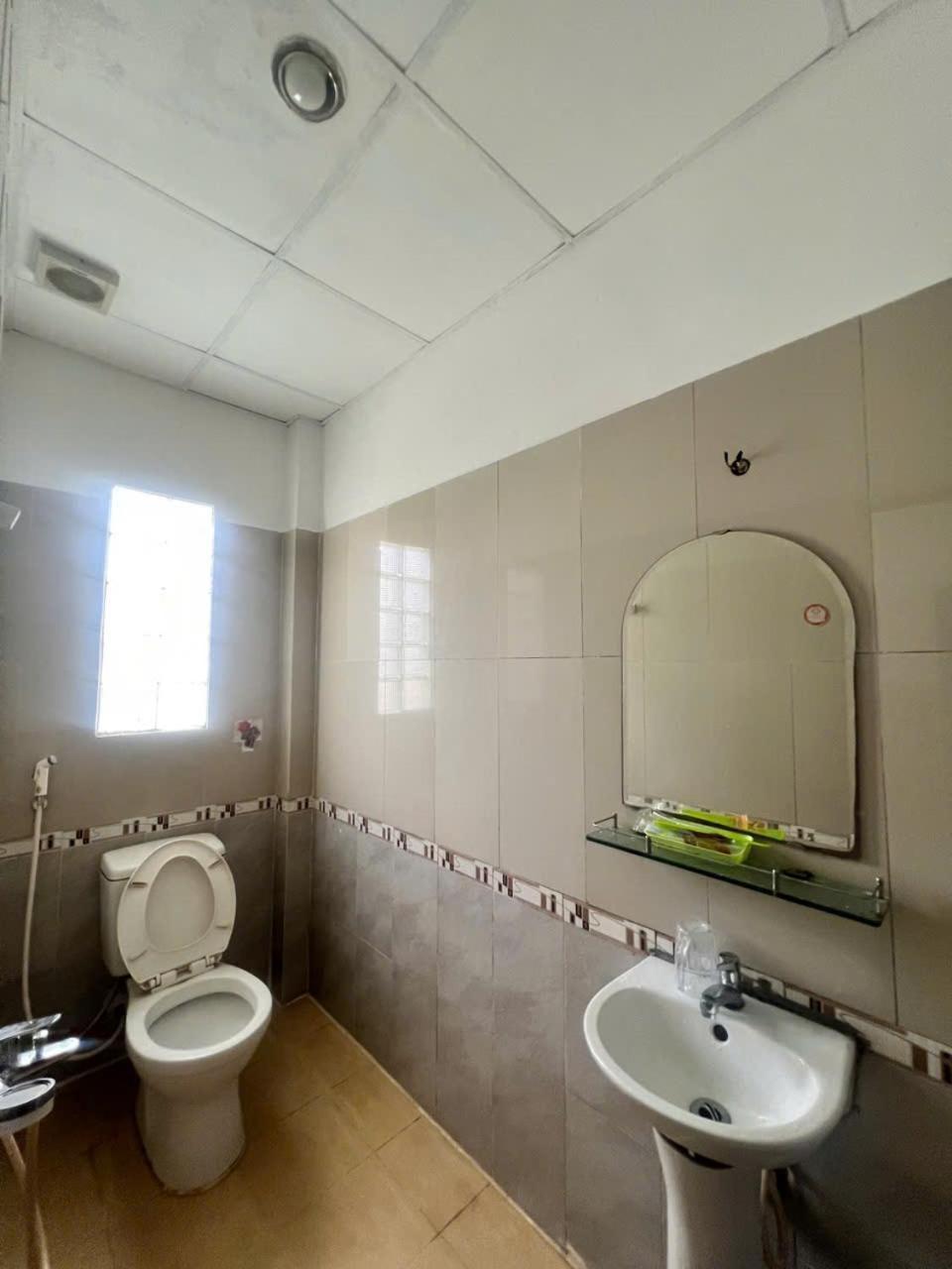 Khach San Doan Gia Aparthotel โฮจิมินห์ซิตี้ ภายนอก รูปภาพ