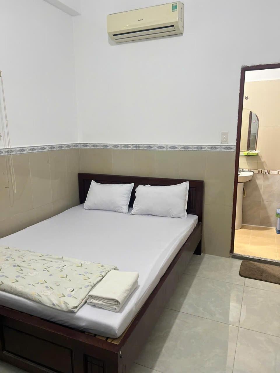 Khach San Doan Gia Aparthotel โฮจิมินห์ซิตี้ ภายนอก รูปภาพ